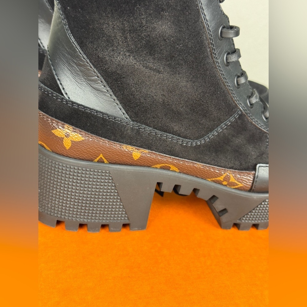 Louis Vuitton Laureate Black Monogram Platform Desert Boots (Size 36 ) - Picture 9 of 15